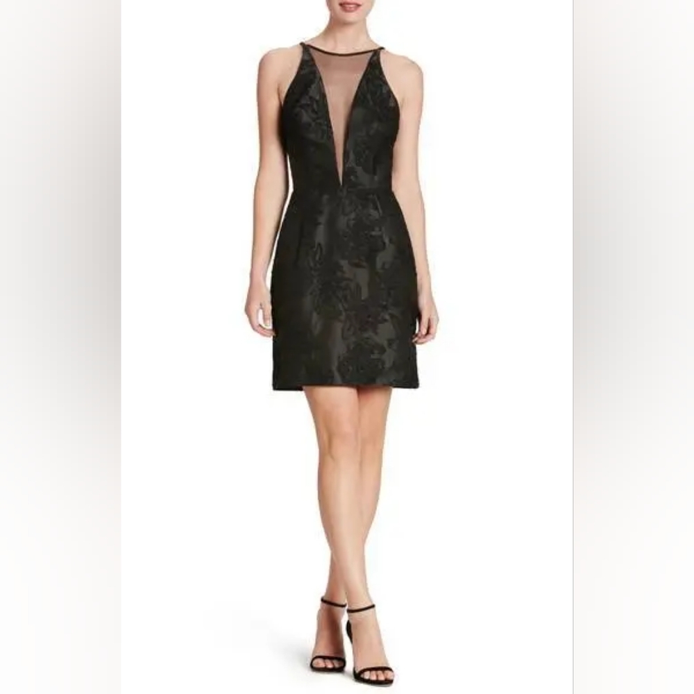 DRESS THE POPULATION 'KENNEDY' ILLUSIONS SHEATH DRESS